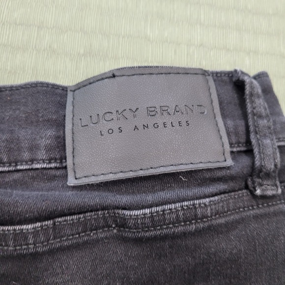 Lucky Brand Black Jeans 410 Athletic Straight Fit Men's Sz 38x30 Denim Dark Flex - Picture 10 of 12
